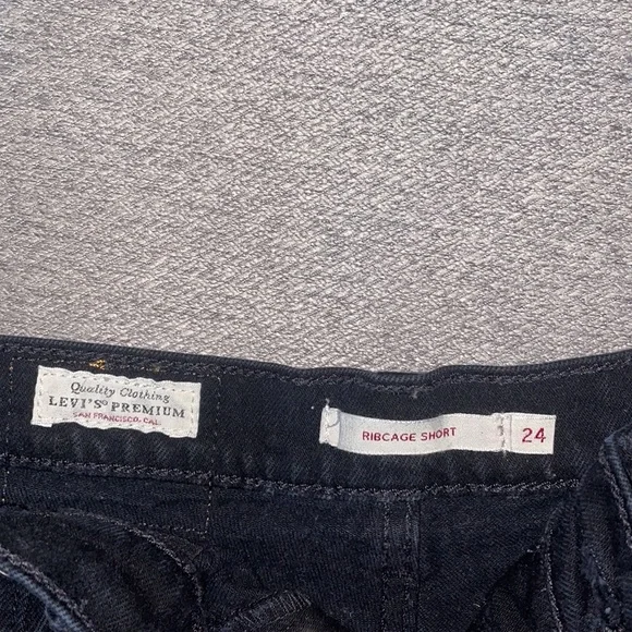 LEVIS Ribcage Short Black - Picture 3 of 3